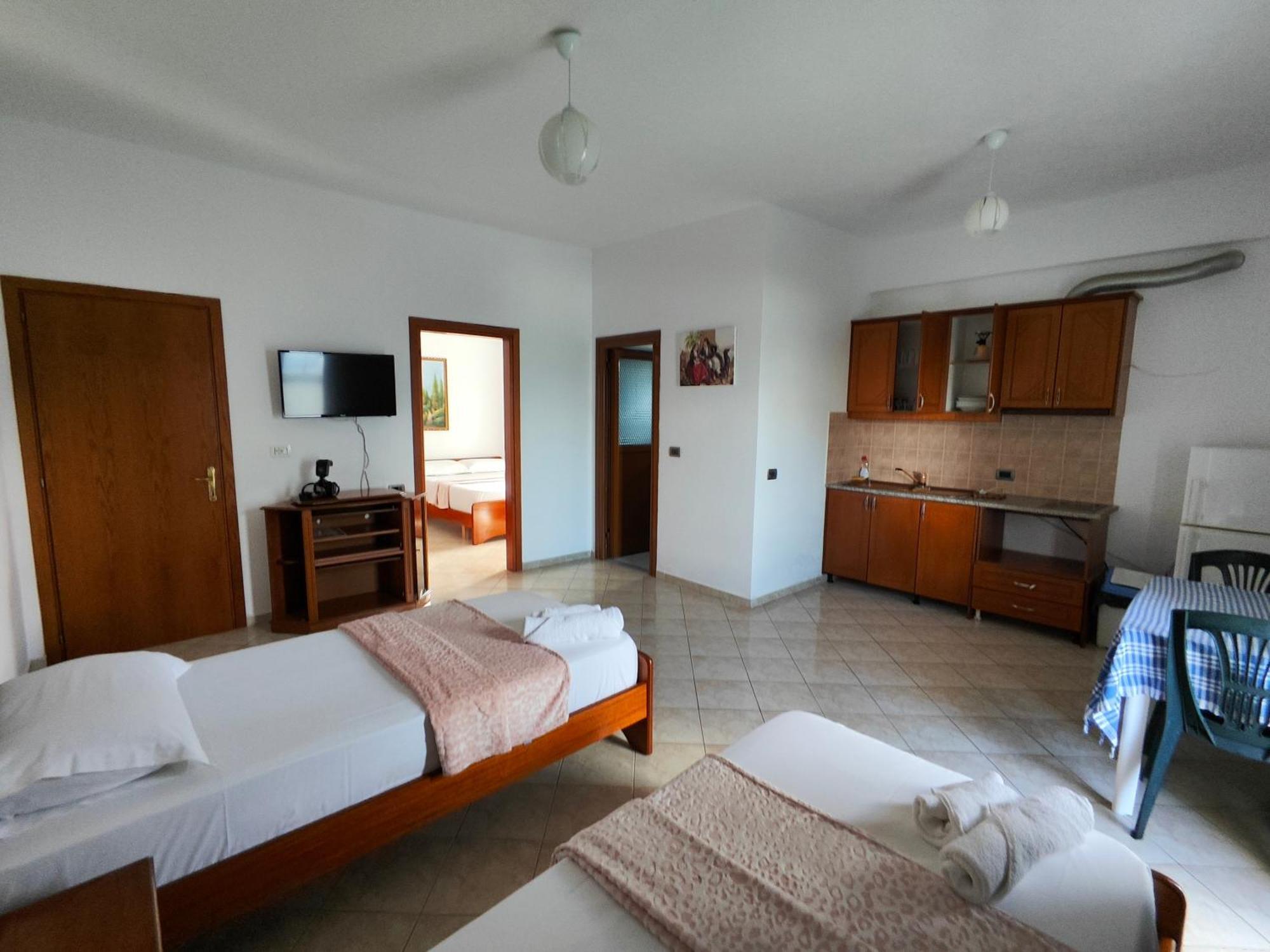 Hola Rooms Ксамил Екстериор снимка